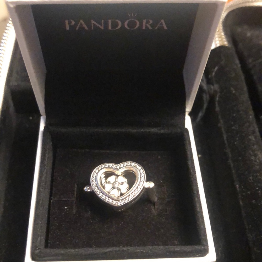 Pandora ring authentic ALE heart locket with charm